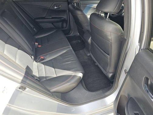 2017 Honda Accord Sport SE