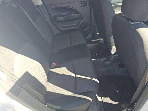 2022 Mitsubishi Mirage ES