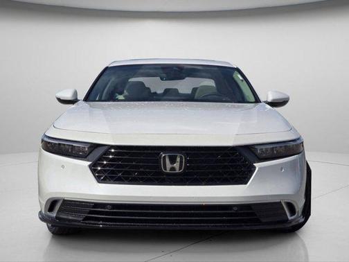 Platinum White Pearl 2026 Honda Accord Hybrid Touring