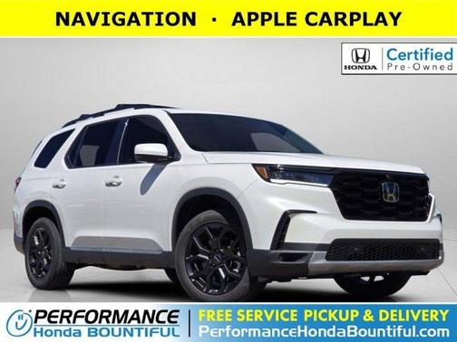 White 2025 Honda Pilot Elite