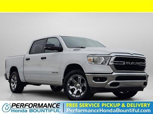 Bright White Clearcoat 2023 RAM 1500 Big Horn