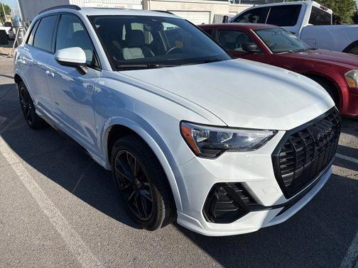 2022 Audi Q3 45 S line Premium