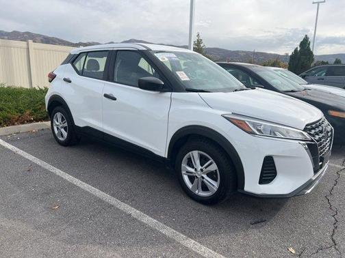 2021 Nissan Kicks S