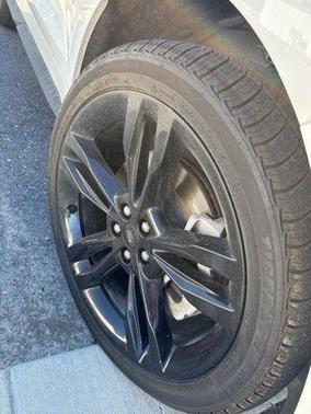 2021 Ford Edge ST