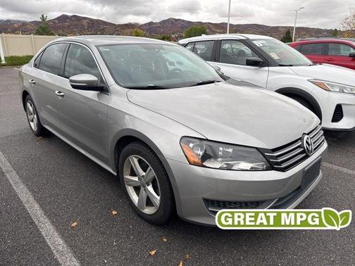 2014 Volkswagen Passat 1.8T Sport