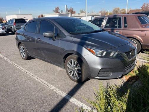 2021 Nissan Versa 1.6 SV