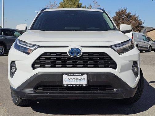 2023 Toyota RAV4 Hybrid XLE Premium