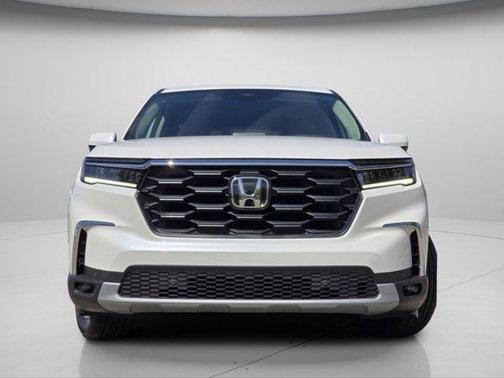 Platinum White Pearl 2025 Honda Pilot EX-L