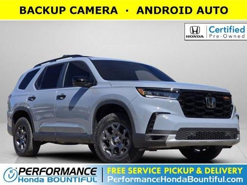 Sonic Gray Pearl 2024 Honda Pilot TrailSport