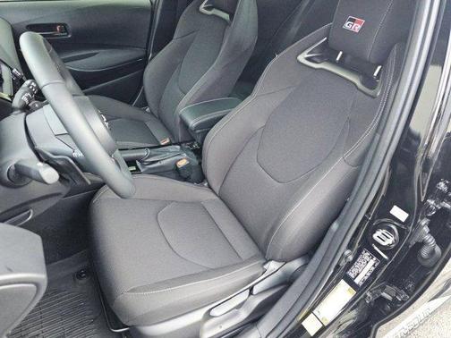 2025 Toyota GR Corolla Core