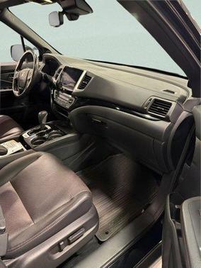 2019 Honda Ridgeline Black Edition