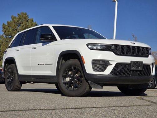 2024 Jeep Grand Cherokee Laredo