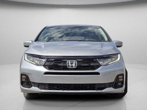 Solar Silver Metallic 2026 Honda Odyssey Elite
