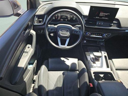 Mythos Black Metallic 2023 Audi Q5 45 S line Premium Plus