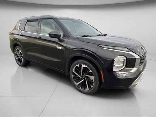 2023 Mitsubishi Outlander PHEV SEL