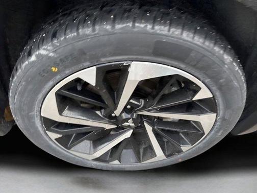 2023 Mitsubishi Outlander PHEV SEL