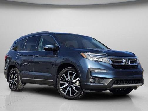 2022 Honda Pilot Touring 7-Passenger
