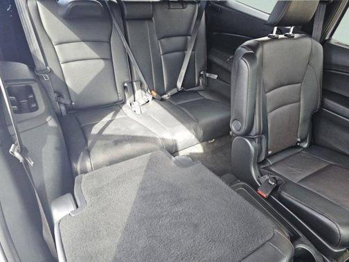 2022 Honda Pilot Black Edition