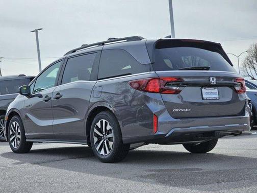 Modern Steel Metallic 2026 Honda Odyssey EX-L
