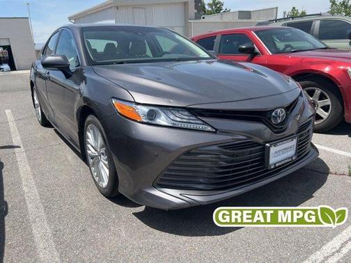 2018 Toyota Camry Hybrid XLE