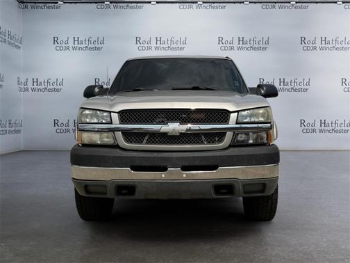 2004 Chevrolet Silverado 2500 LS H/D Crew Cab