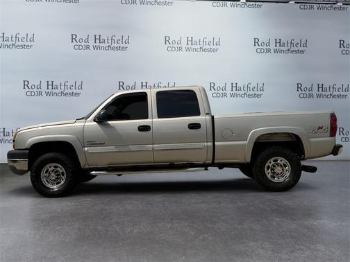 2004 Chevrolet Silverado 2500 LS H/D Crew Cab