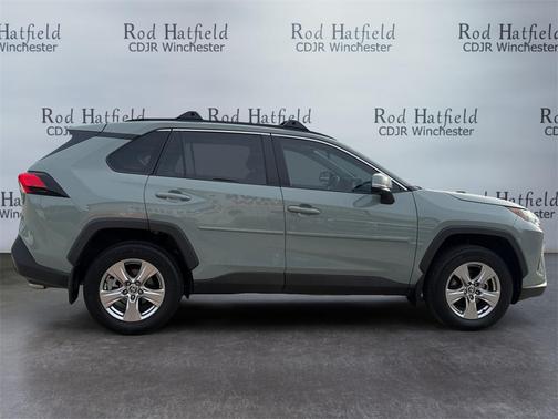 2022 Toyota RAV4 XLE