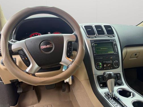 White Diamond Clearcoat 2012 GMC Acadia SLT-1
