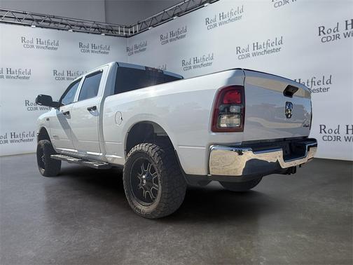2021 RAM 2500 Tradesman Crew Cab 4x4 6'4' Box