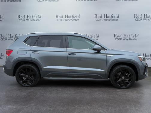 2022 Volkswagen Taos 1.5T SE