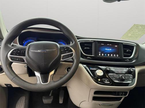 2018 Chrysler Pacifica Touring Plus