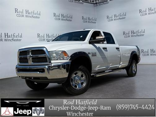 2018 RAM 2500 Tradesman Crew Cab 4x4 8' Box