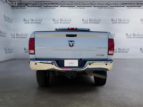 2018 RAM 2500 Tradesman Crew Cab 4x4 8' Box