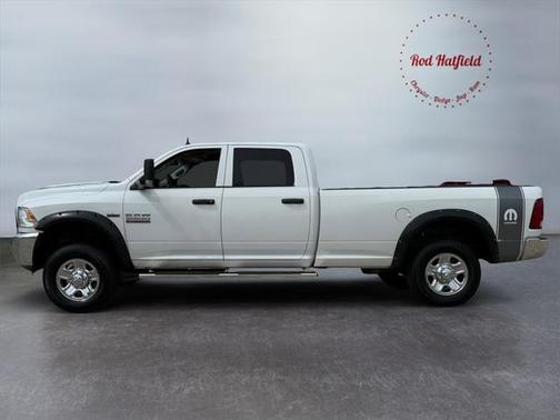 2018 RAM 2500 Tradesman Crew Cab 4x4 8' Box