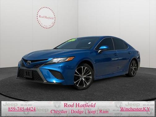 2019 Toyota Camry SE