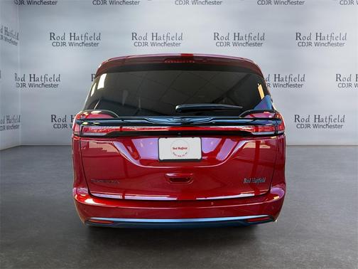 2026 Chrysler Pacifica L