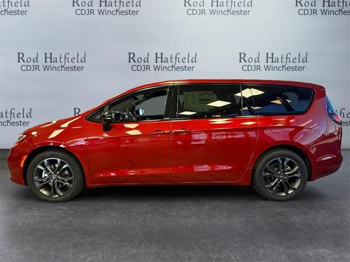 2026 Chrysler Pacifica L