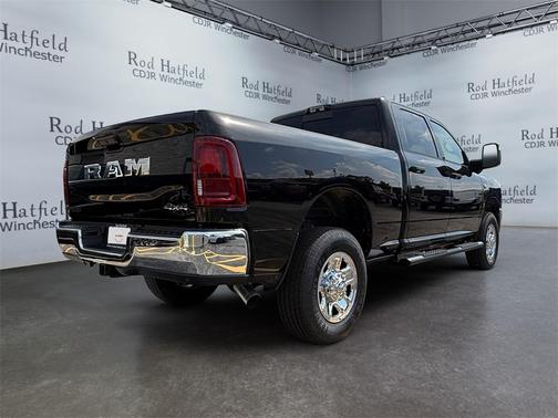 2025 RAM 2500 Tradesman Crew Cab 4x4 6'4' Box
