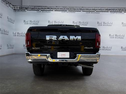 2025 RAM 2500 Tradesman Crew Cab 4x4 6'4' Box