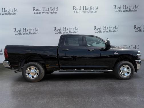 2025 RAM 2500 Tradesman Crew Cab 4x4 6'4' Box