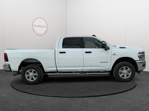 2025 RAM 2500 Big Horn Crew Cab 4x4 6'4' Box