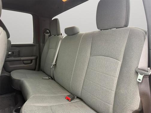 2021 RAM 1500 Classic Warlock Quad Cab 4x4 6'4' Box