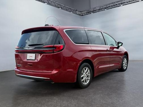 2025 Chrysler Pacifica L
