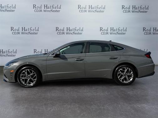 2022 Hyundai SONATA SEL