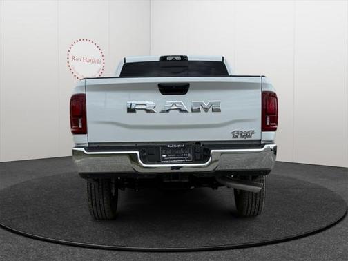 2025 RAM 2500 Tradesman Crew Cab 4x4 6'4' Box