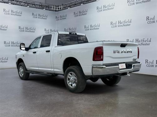 2025 RAM 2500 Tradesman Crew Cab 4x4 6'4' Box