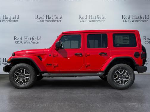 2025 Jeep Wrangler 4-Door Sahara 4x4