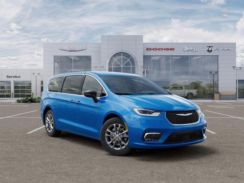 Hydro Blue Pearlcoat 2026 Chrysler Pacifica L