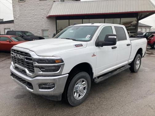 2025 RAM 2500 Tradesman Crew Cab 4x4 6'4' Box