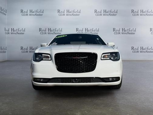2022 Chrysler 300 S